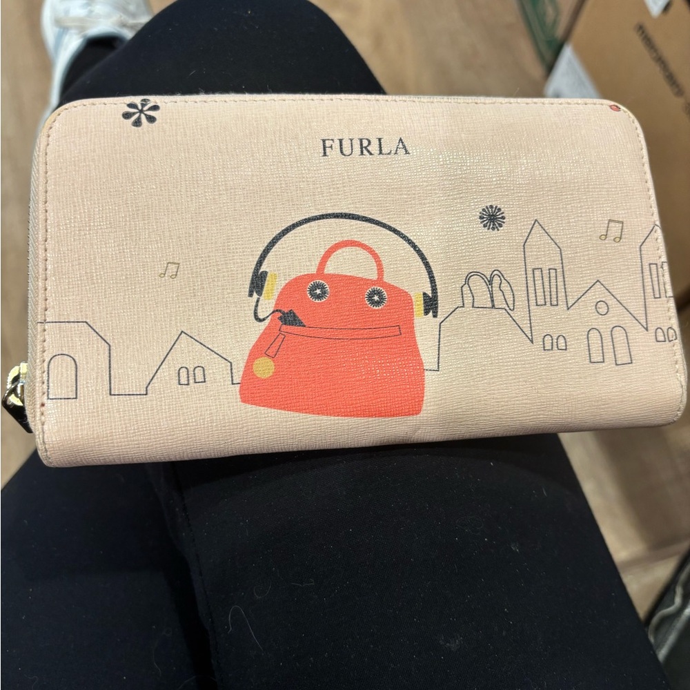 Furla Beige and Red Graphic Wallet